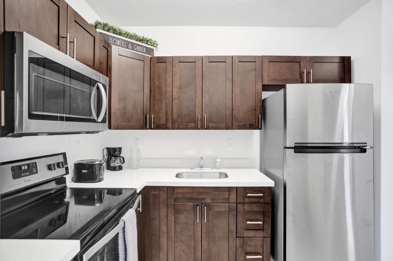 Renzzi Wynwood Apartments Майами Экстерьер фото